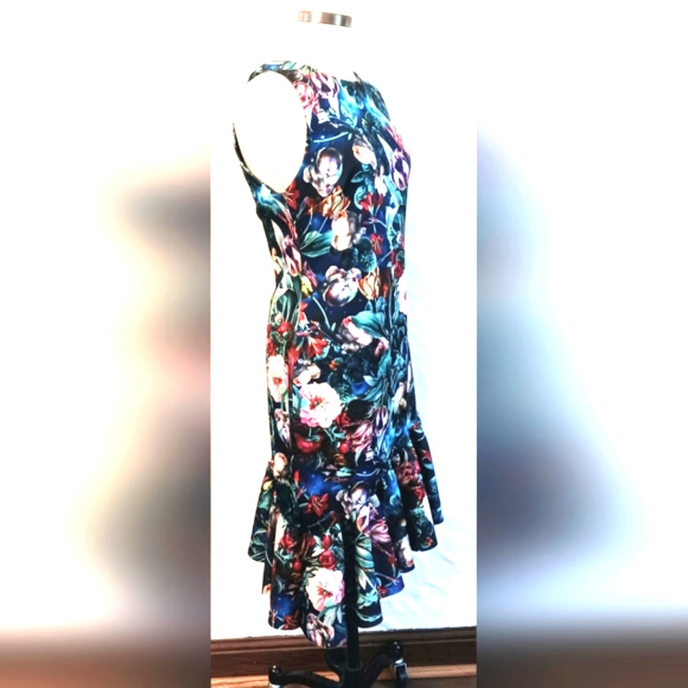 Alexia Admore tropical floral midi ruffle dress. Size 6.